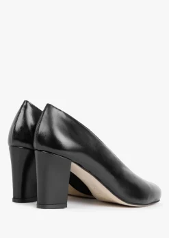 Fashion DANIEL Aneso Black Leather V Front Court Shoes