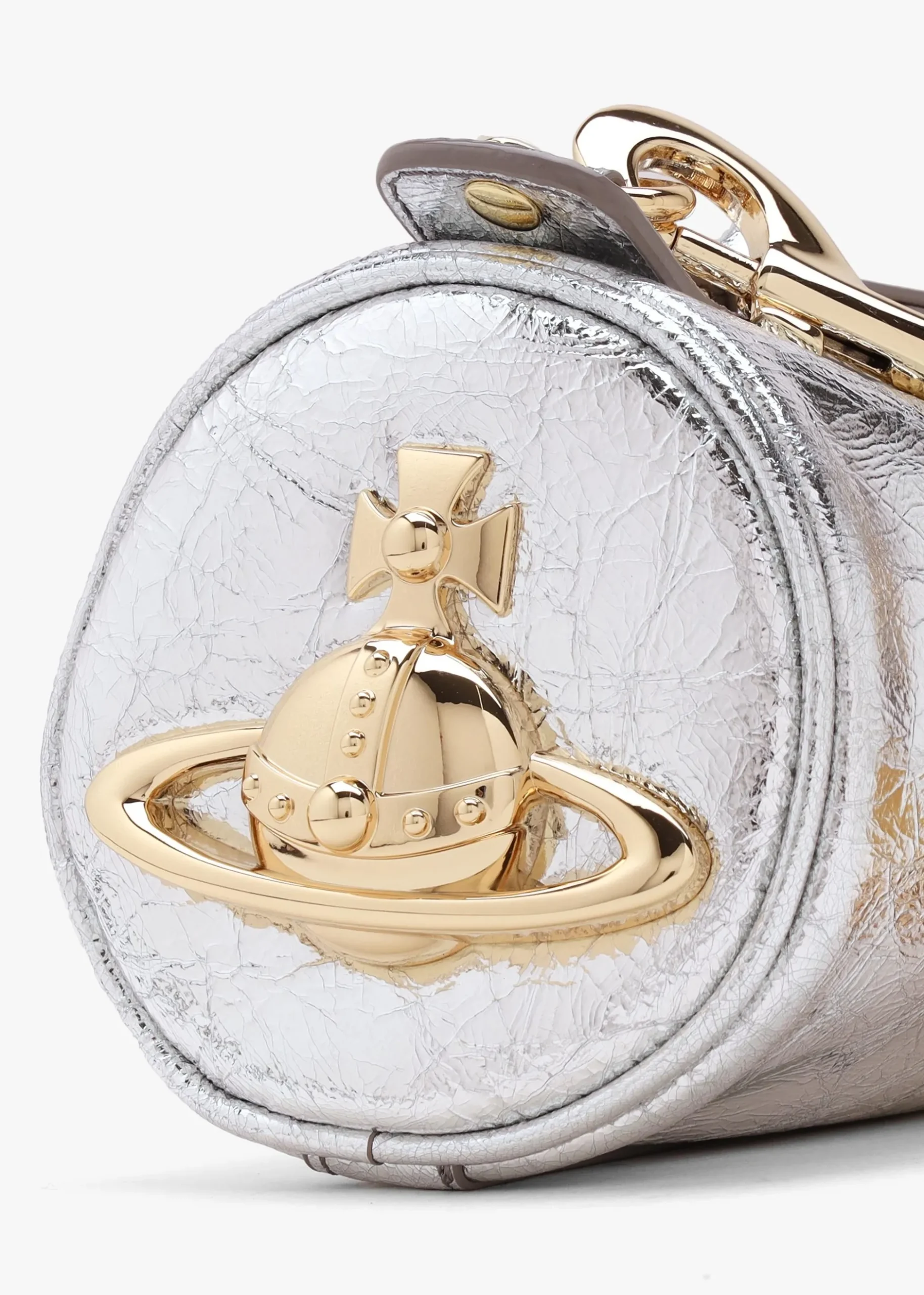 Best VIVIENNE WESTWOOD Cindy Cylinder Silver Metallic Crinkle Shoulder Bag