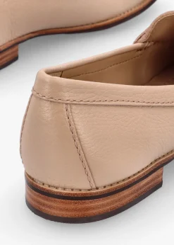 New DANIEL Galtro Nude Tumbled Leather Snaffle Loafers