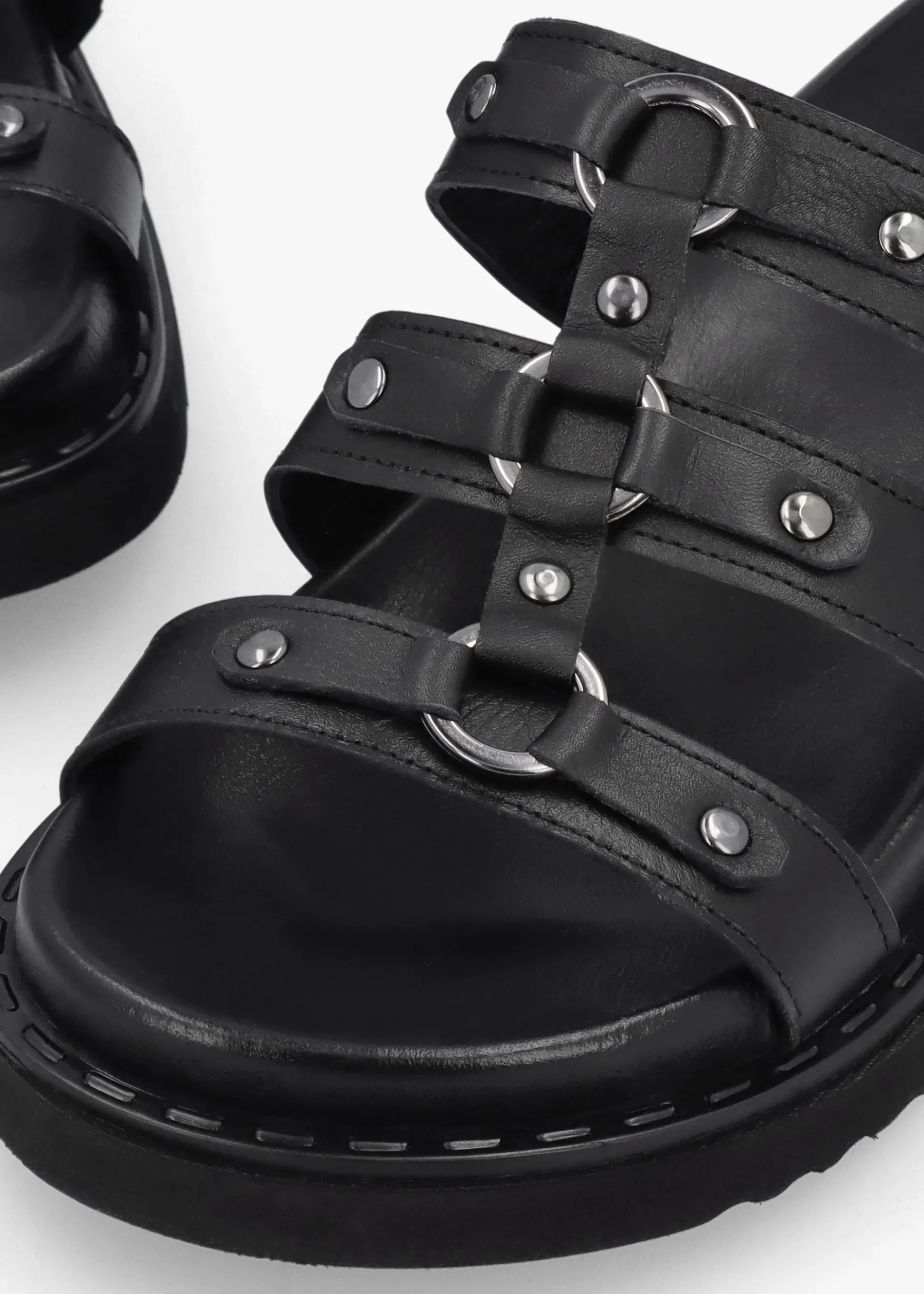 Discount DANIEL Ilene Black Leather Three Bar Chunky Mules