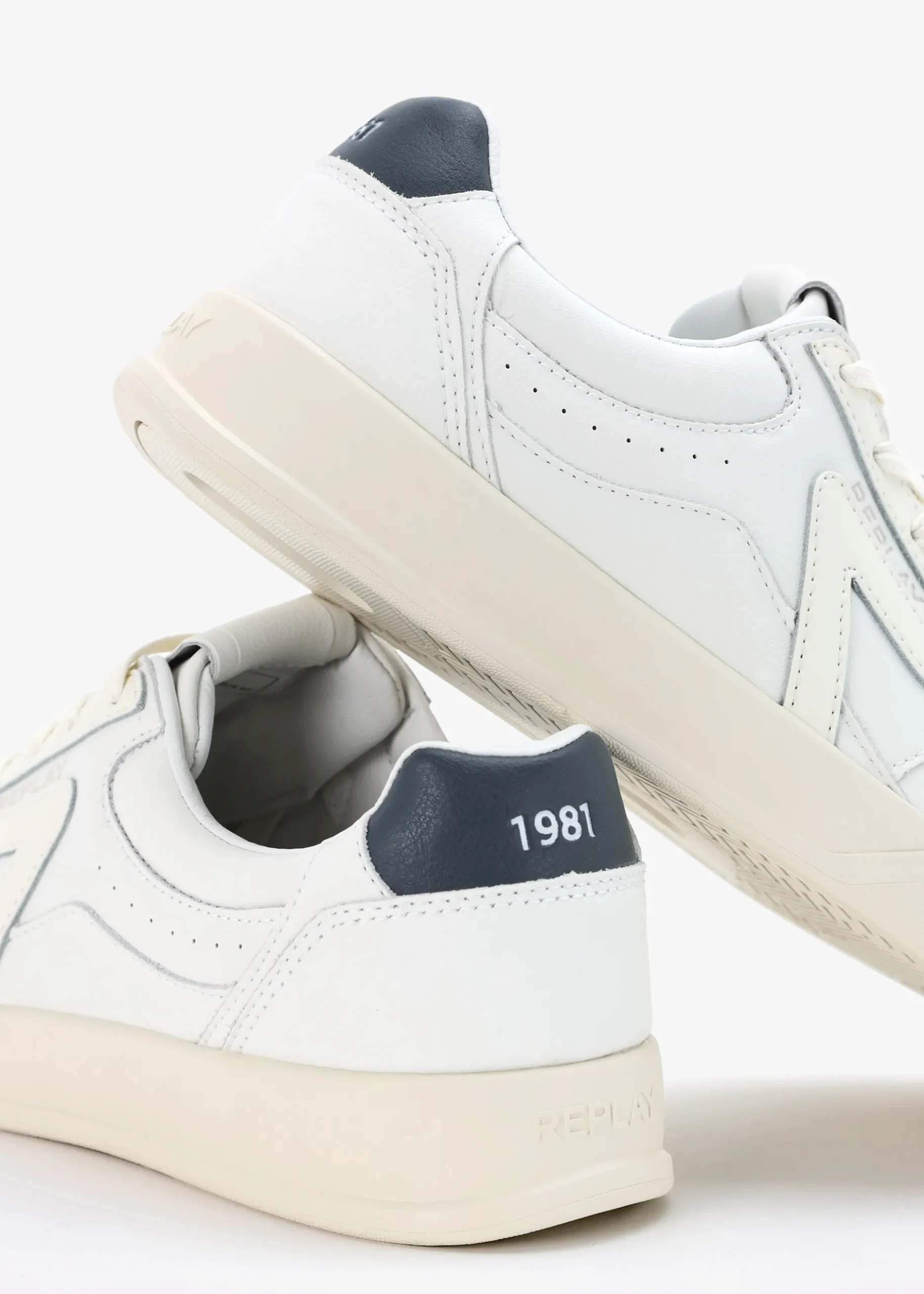 Fashion REPLAY Men’s Oyzone Action White Leather Trainers