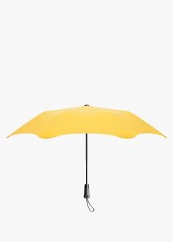 New BLUNT Metro Citrus Yellow Umbrella