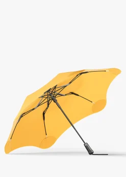 New BLUNT Metro Citrus Yellow Umbrella