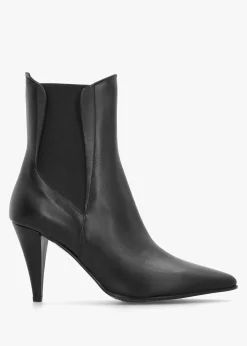Clearance DANIEL Nelly Black Leather Cone Heel Chelsea Boots