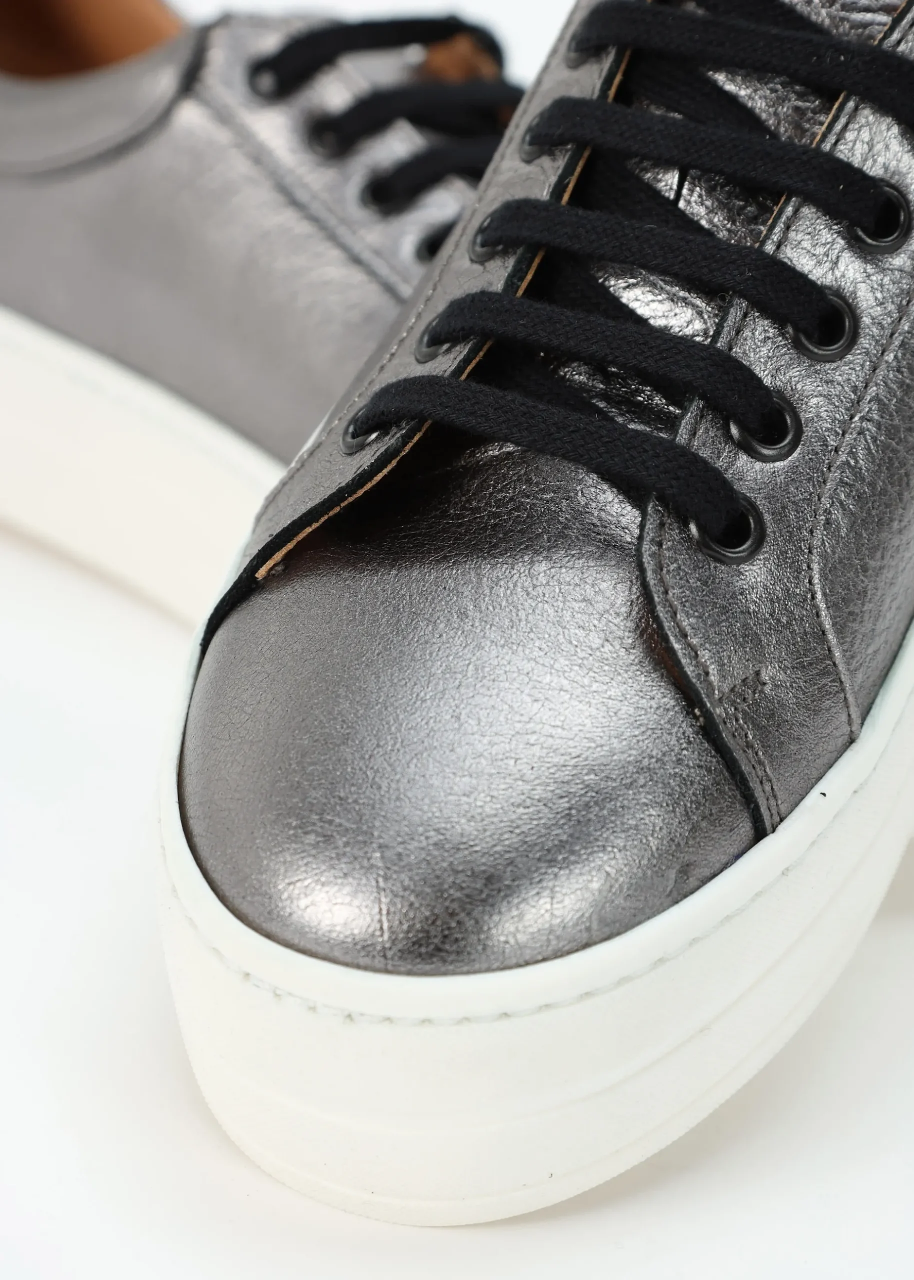 Online DANIEL Piccadilly Circus Pewter Leather Flatform Trainers