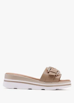 Fashion DANIEL Recrys Tan Leather Embellished Flat Mules