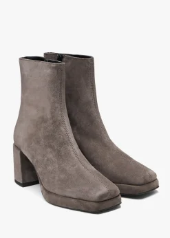 Discount DANIEL Salima Grey Suede Block Heel Ankle Boots