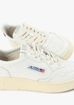 Discount AUTRY Women's Medalist Low White & Black Leather Trainers